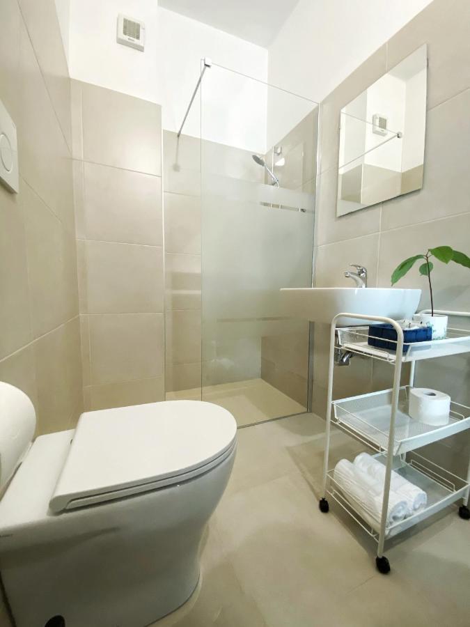 Hotel Dinarica Marotta Eksteriør bilde